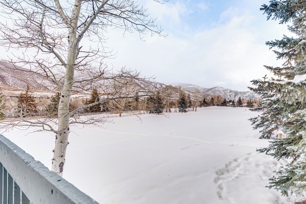 Jamaica Vacations - Grand Palladium Jamaica Resort  Spa All Inclusive - Property Image 2