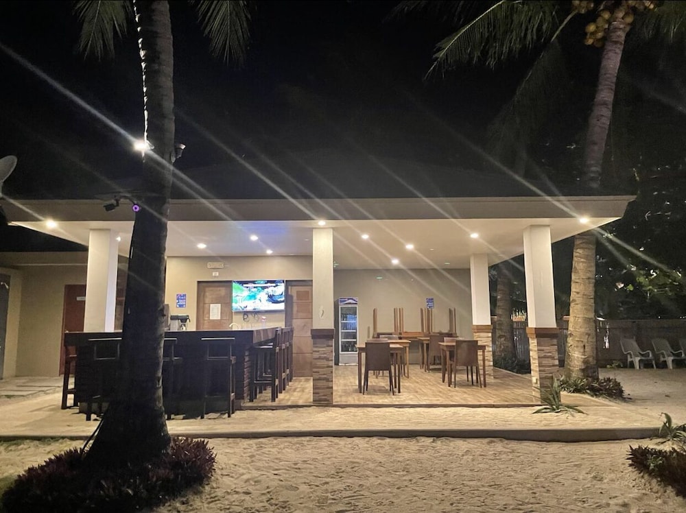 Anaya Beach Resort