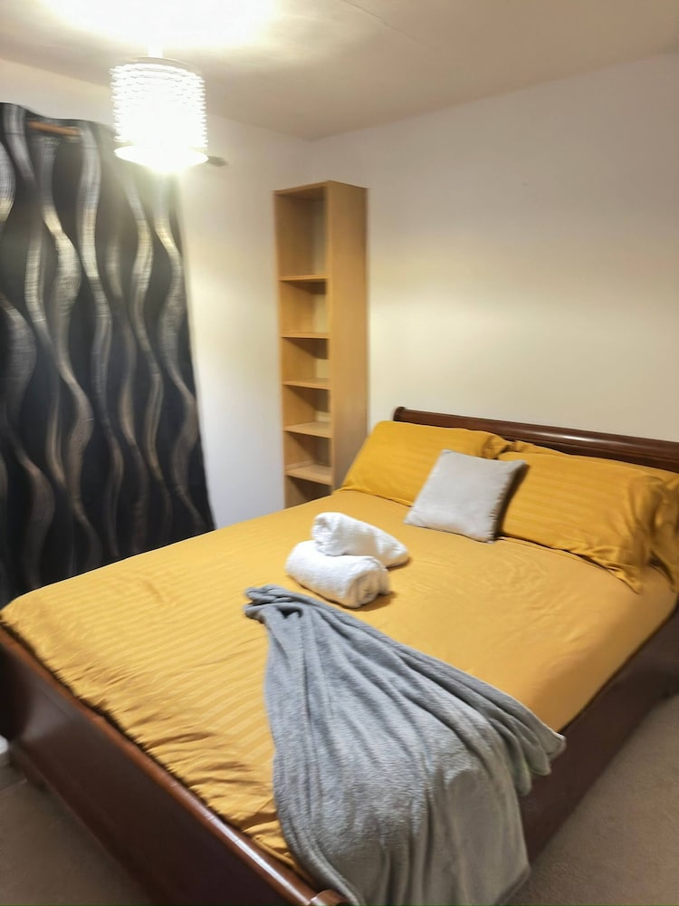 Stylish & Bright 3BR in Headington, Oxford Area