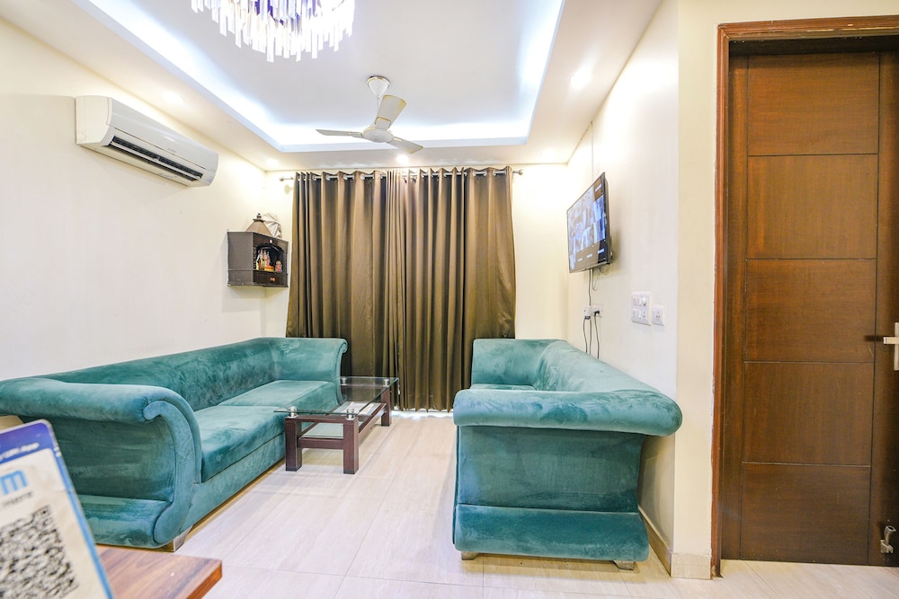 Fabhotel Ak Villa