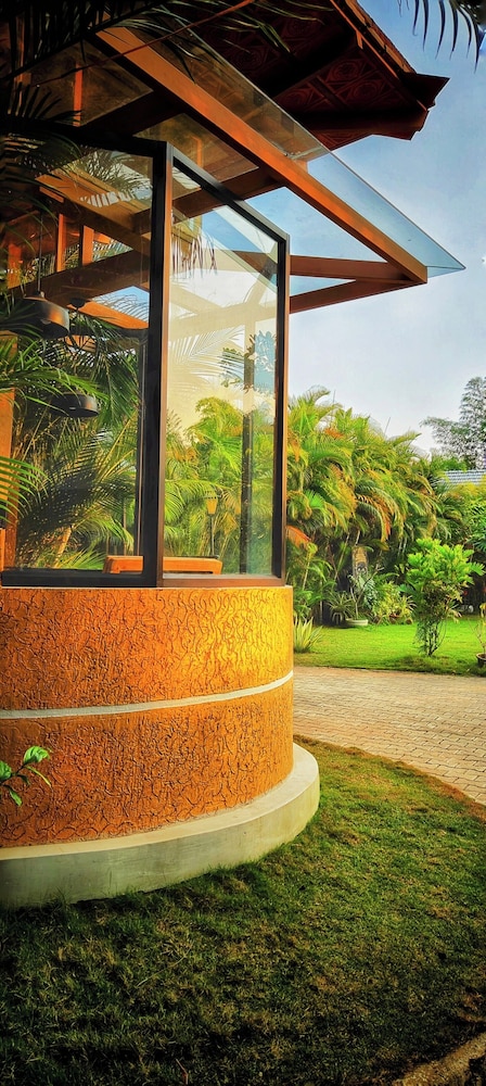 THE YELLOW BAMBOO RESORT AND SPA