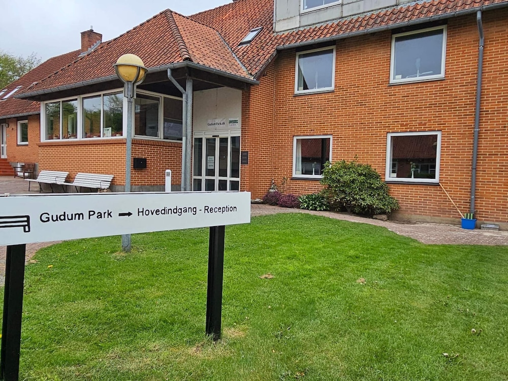 1 Person Relaxing Holiday Park Home in Lemvig