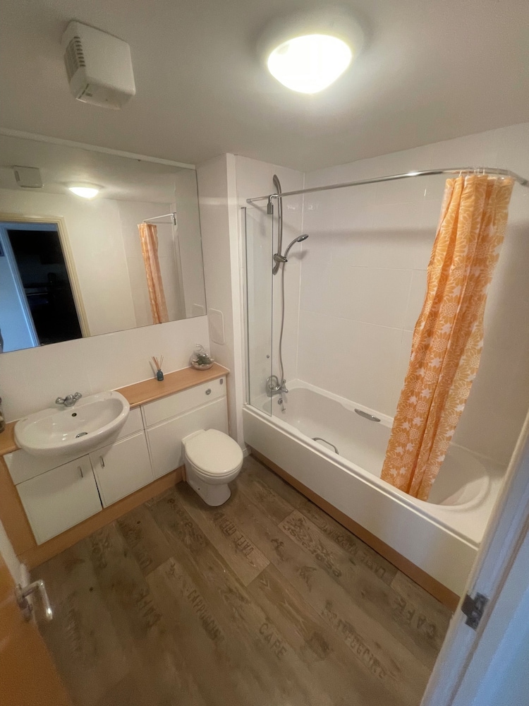 Lovely 2-bed Apartment in Edinburgh