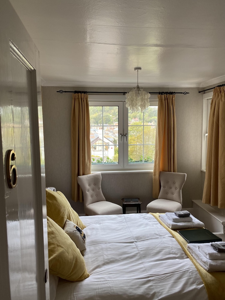 Lynton Vacations - Sinai House - Property Image 58