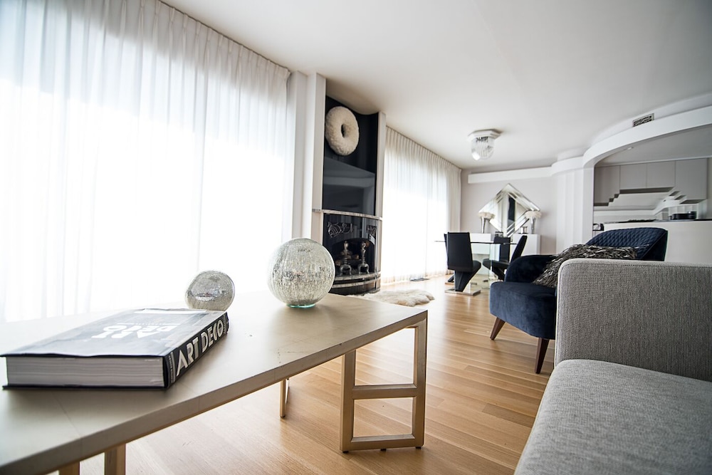 Water Street Retreats