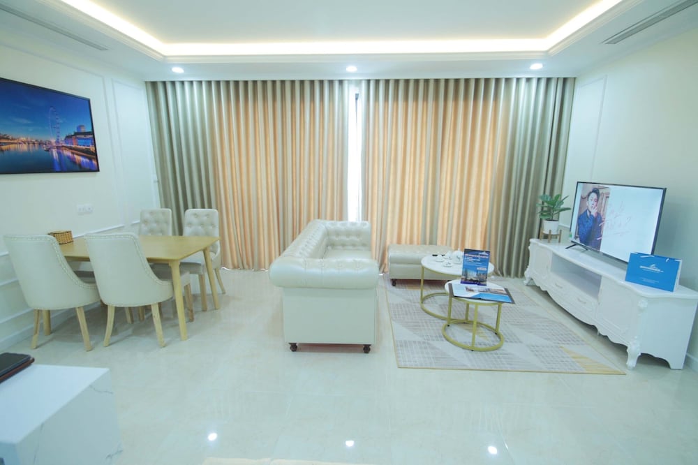 Bayhomes D'Capitale Serviced Apartment