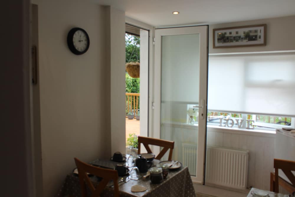 Cois Ba House