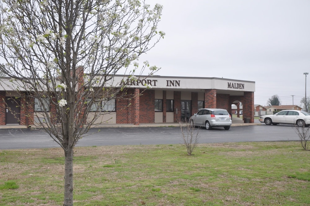 OYO Malden Airport Inn