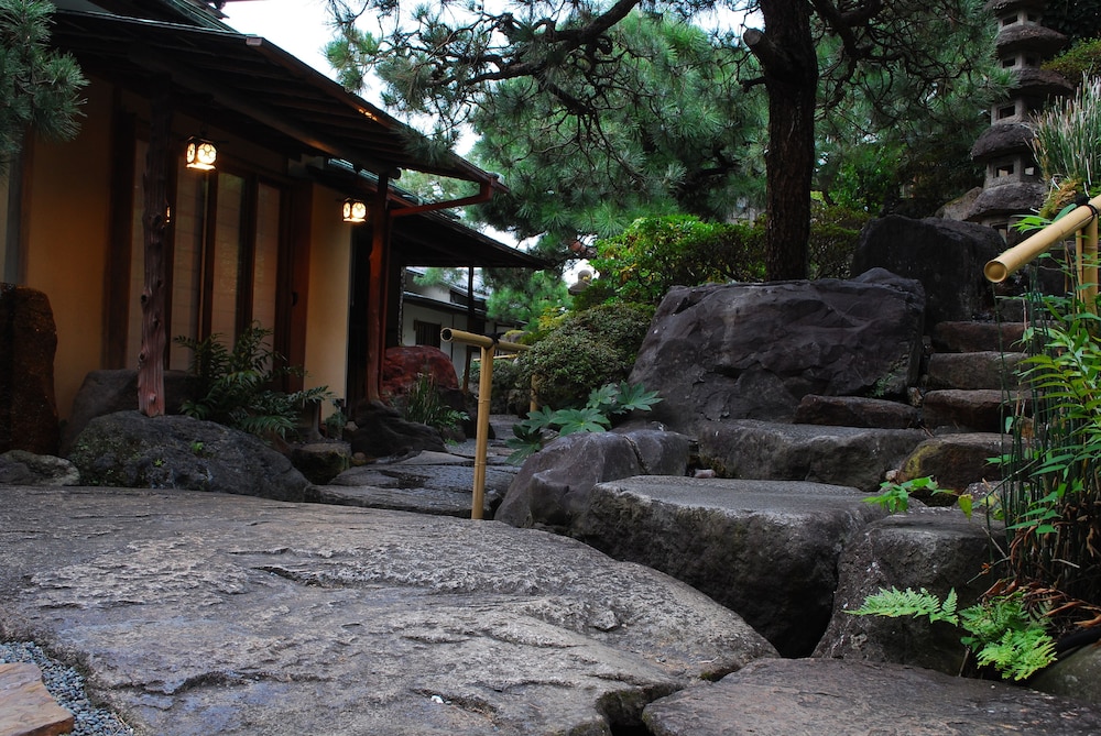 Atami Sekitei