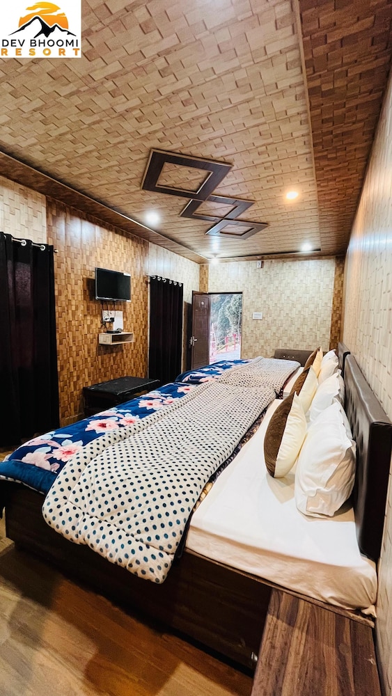 Dev Bhoomi Resort