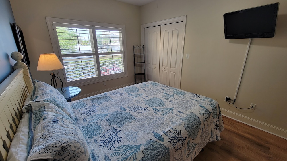 Sandpiper 2 by Tybee Vacation Rentals