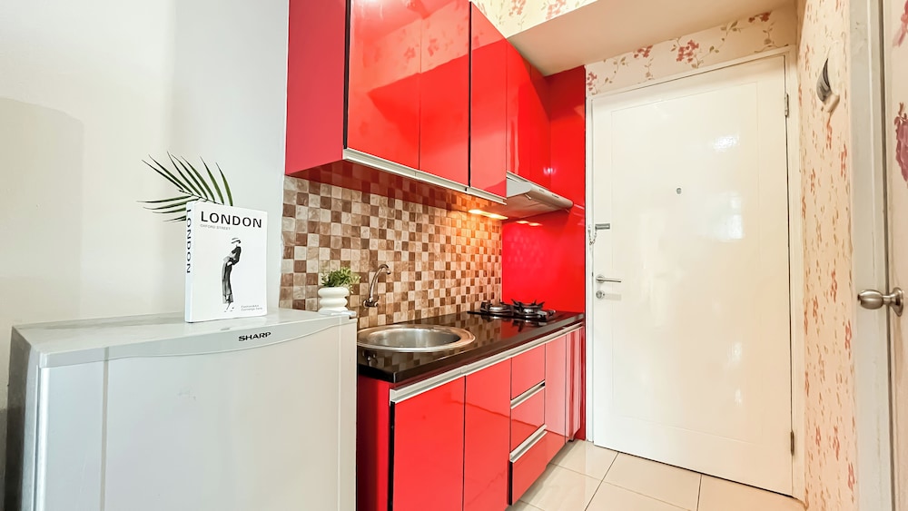 Studio Apartment Near Kebayoran Station At Pakubuwono Terrace