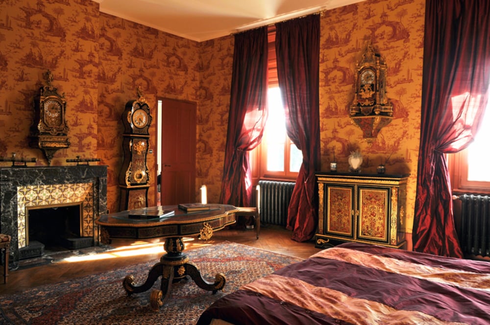 Chateau des Faugs view 2