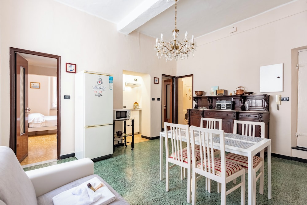 Bright flat near Porto Antico