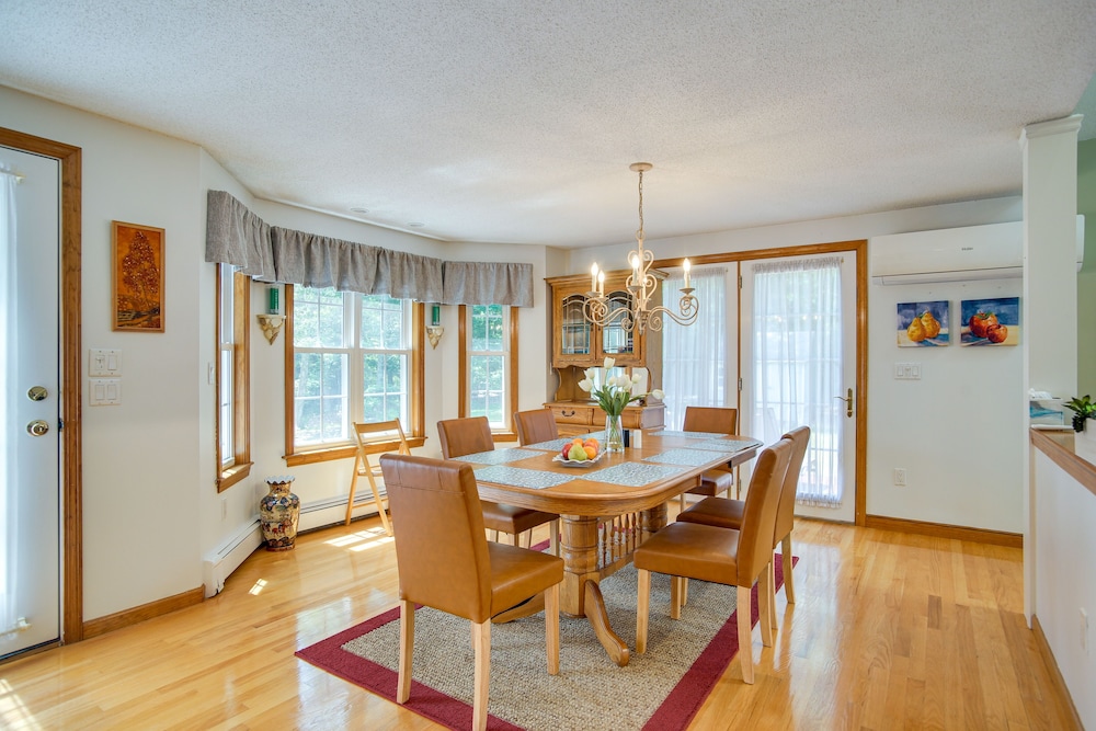 1/2 Mi to Beach: Stunning Home w/ Deck in Falmouth