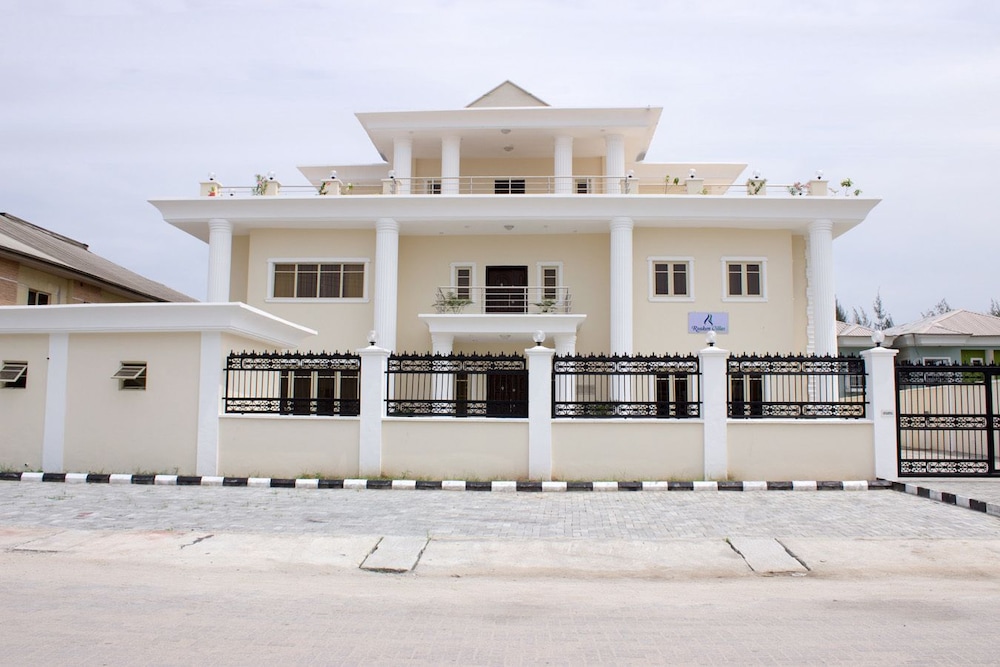 Rooken Villas Hotel & Spa