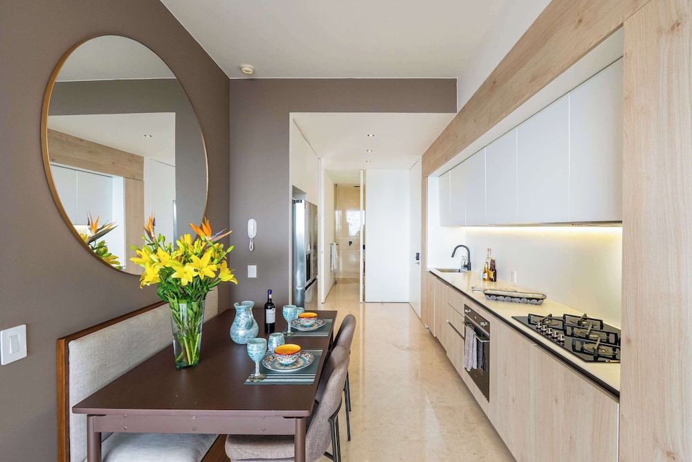 Soho PV Stunning Views Luxury Heated Rooftop Pool