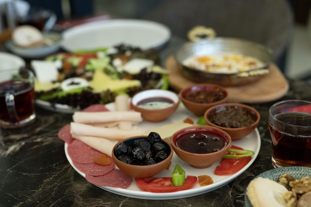 Rubby Hotel Kadıköy - Image 11