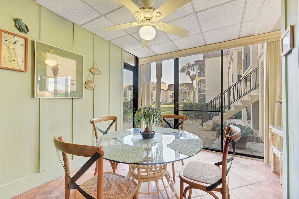 Jacksonville Beach Costa Verde 2319-102 by Distinctive Beach Rentals