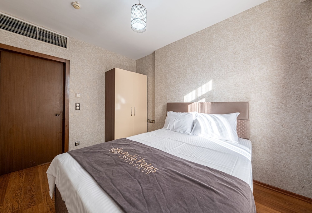 Elits Suits - Image 22