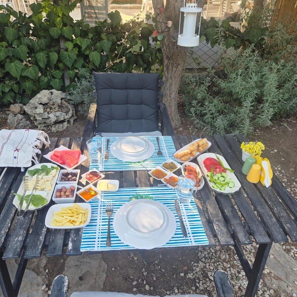 Ege Han Otel - Image 17