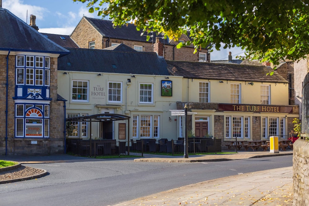 Turf Hotel