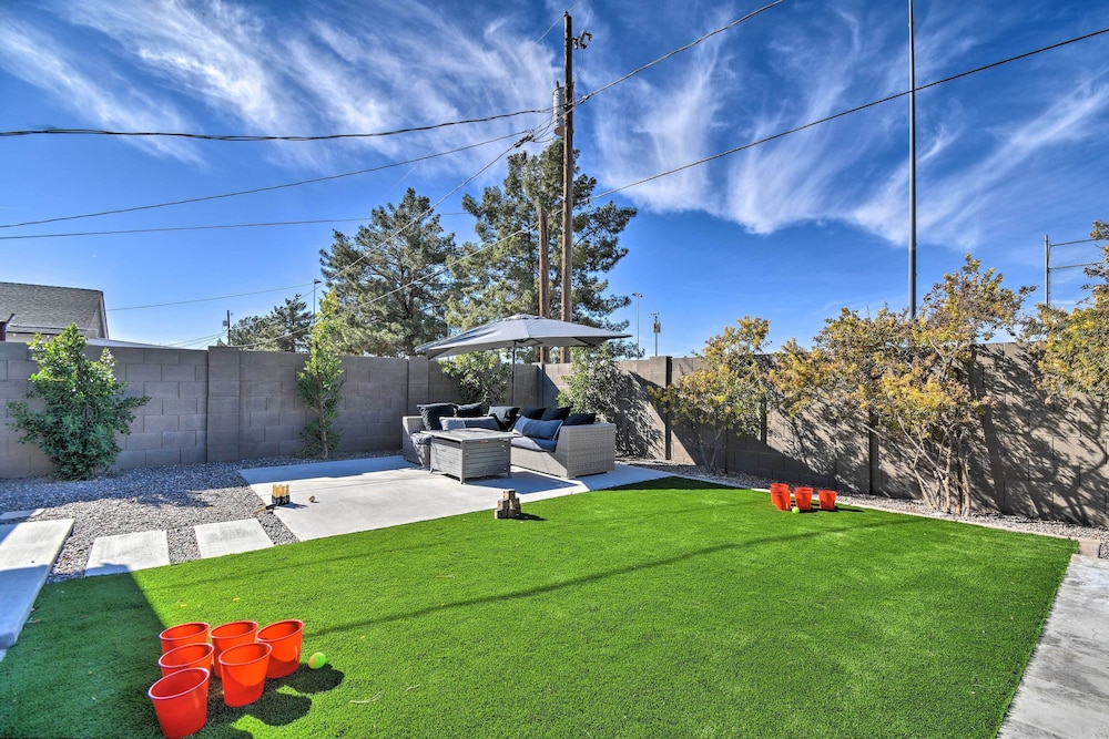 Luxe Scottsdale Retreat w/ Pool & Hot Tub! view 4