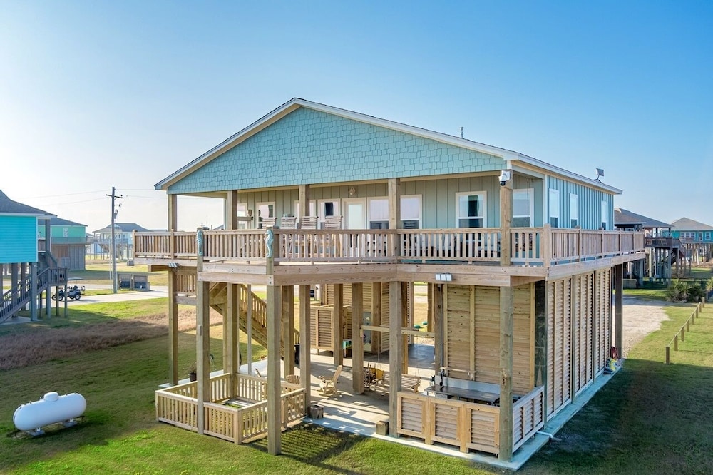Perfectly Happy 4 Bedroom Home