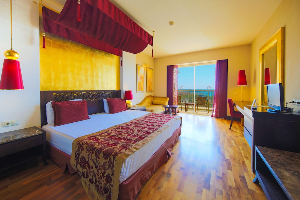 Horus Paradise Resort - Ultra All Inclusive