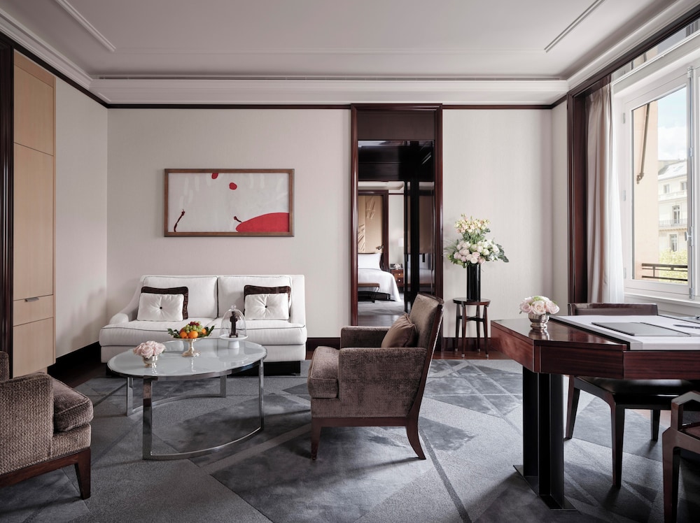 The Peninsula Paris