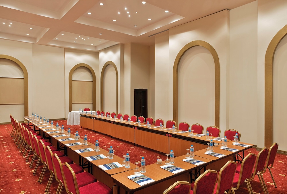 meeting & event spaces