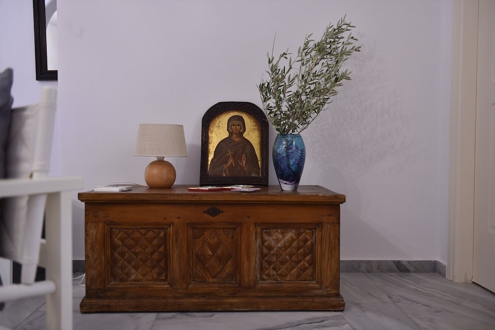 Photo 33