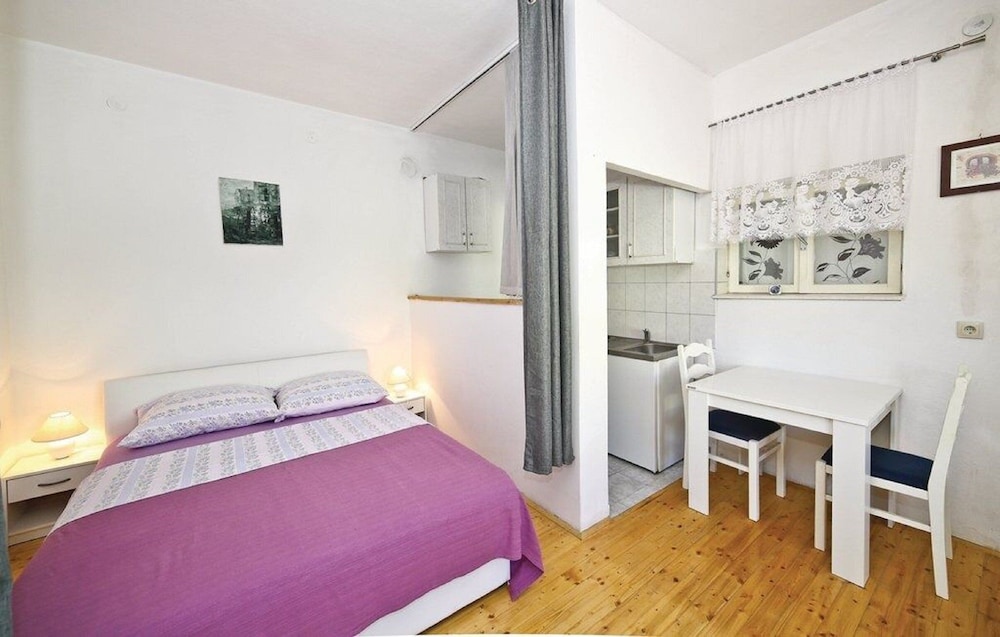 Apartments Halilović