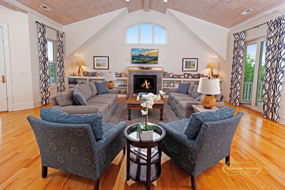 Lachicotte Vacation Rentals