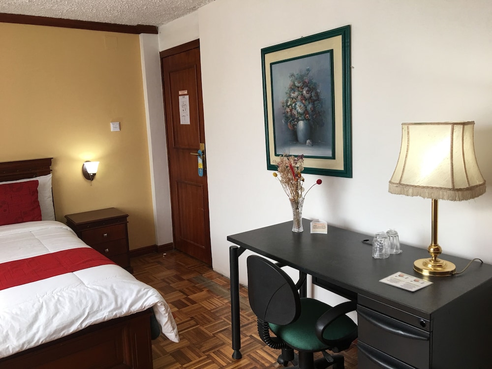 Hostal Mitad del Mundo