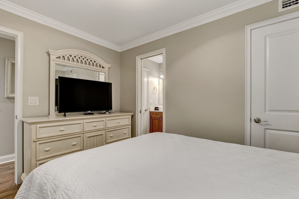 1931 S Fletcher 3 Bedroom Townhouse