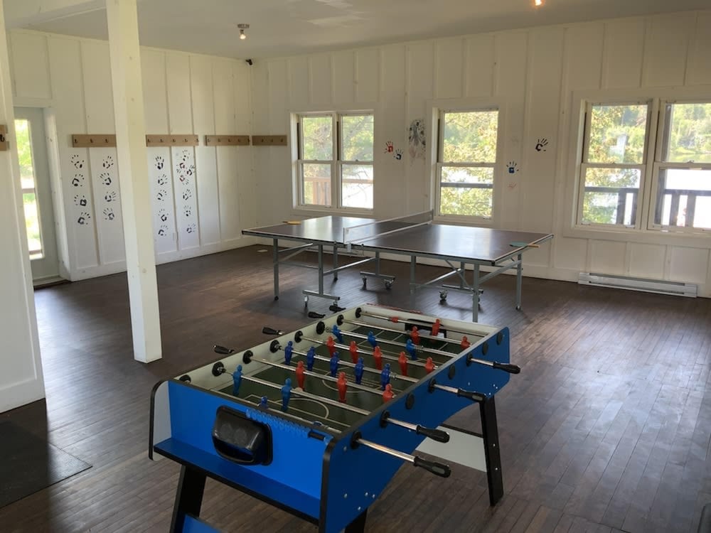 Spacious log Cottage Resort Access Citq 242255