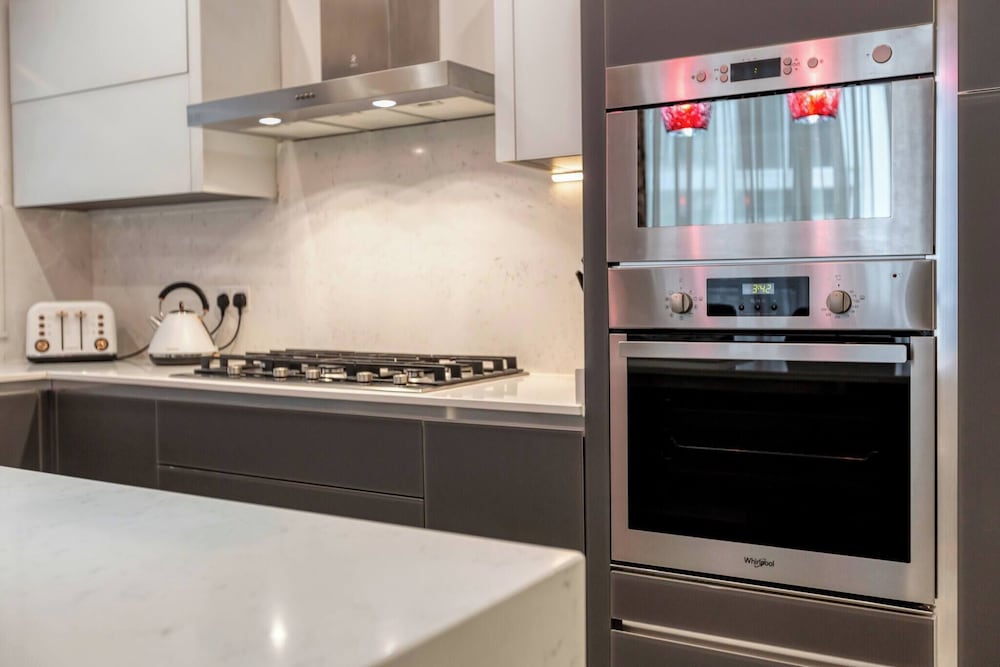Luxury 3 BR Apt in Gzira Near Sliema - Stjulians