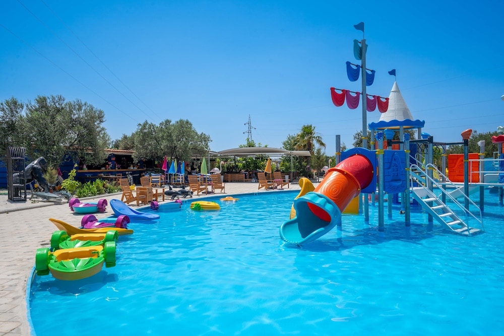 SİMLARDA AQUAPARK OTEL