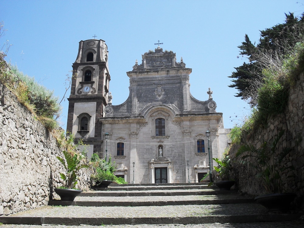 House Nunziatina in the Heart of Lipari view 5