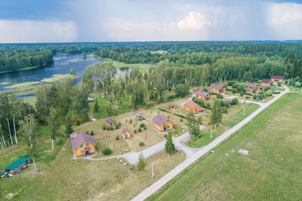 Cottage complex Ozerny Bereg