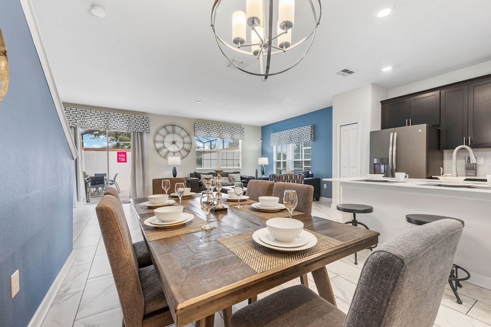 8917 Stinger Drive