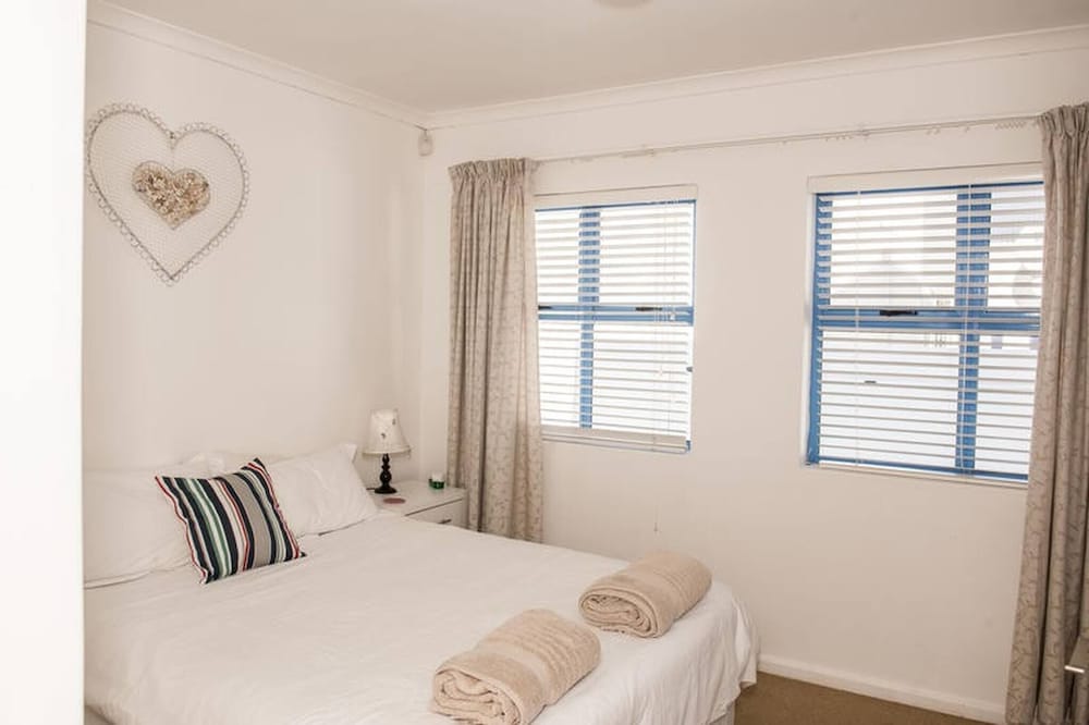 Relax in Style at La Kruger Blue, Langebaan's Premier Holiday Home