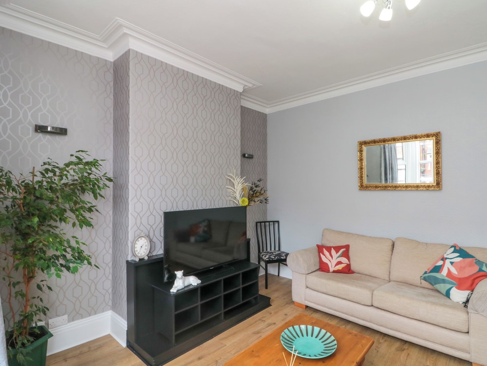 40 Ashville Avenue