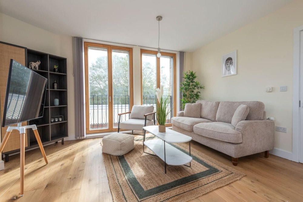 Notting Hill Gem 2BD Near Portobello Market