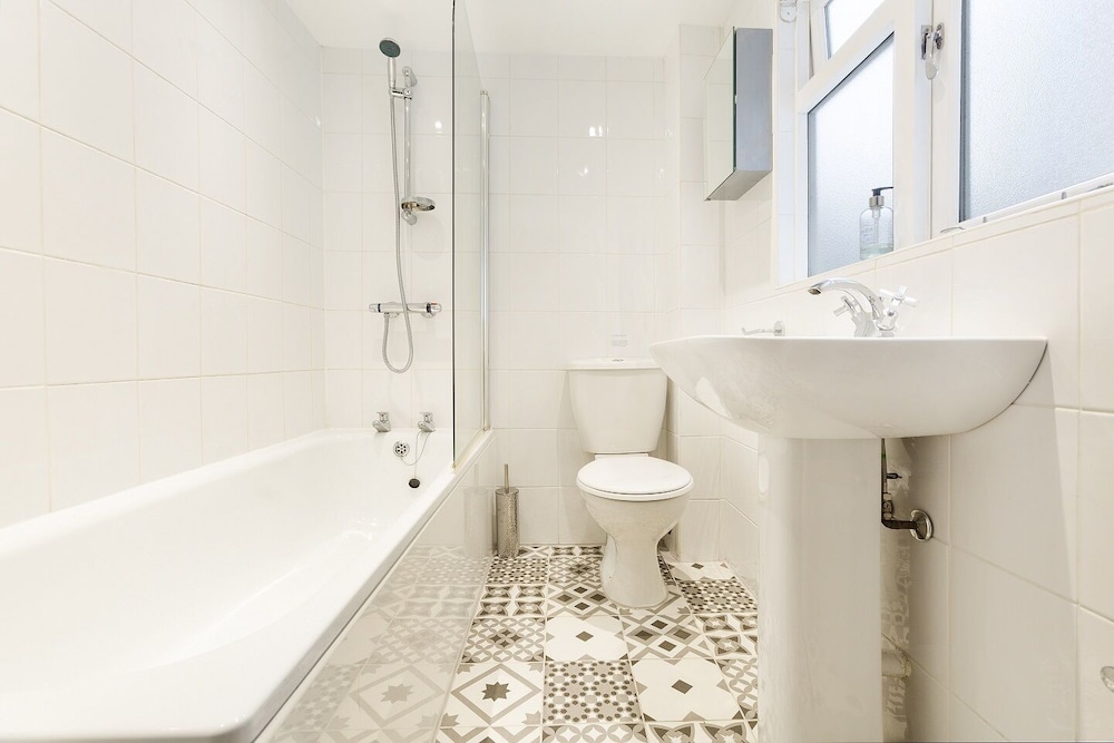 The Wonderland Townhouse - Amazing Alice in Wonderland 8BDR Home