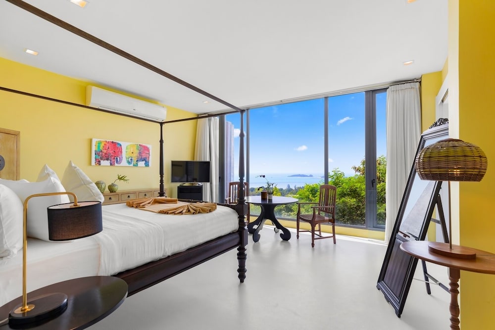 Villa Skyfall