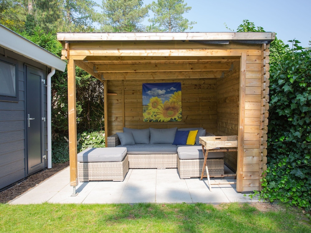 Modern House With Roof in Rhenen