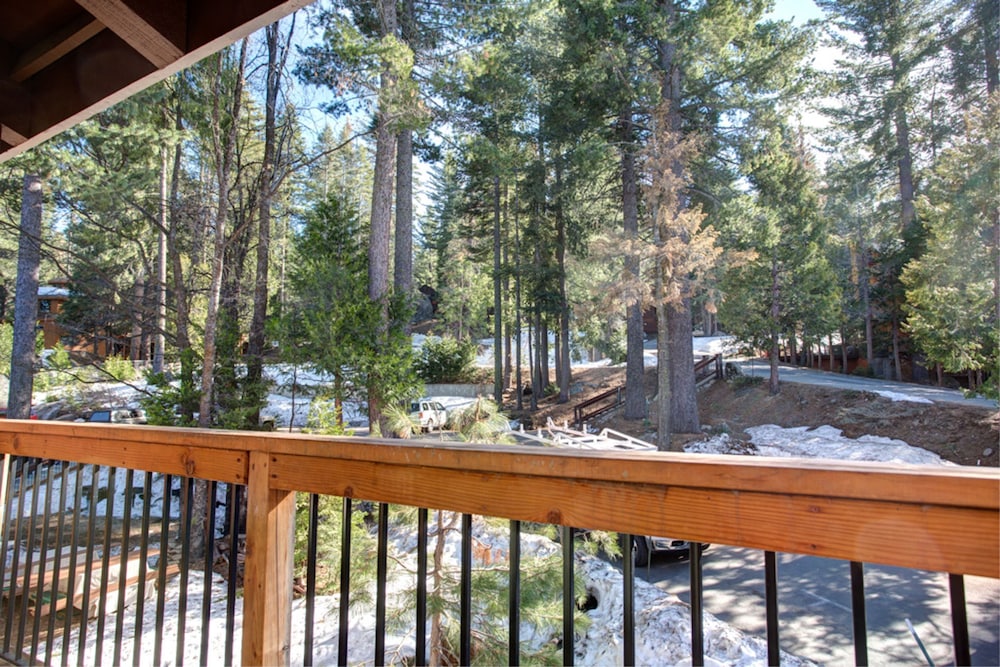 Loft of Yosemite-a205