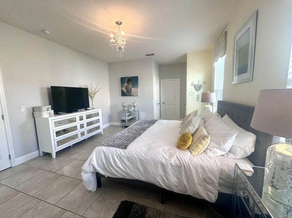 Solterra 6Br Retreat W/ Lazy River & Water Slide